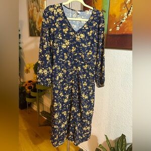 Old navy Navy floral longsleeve dress size S